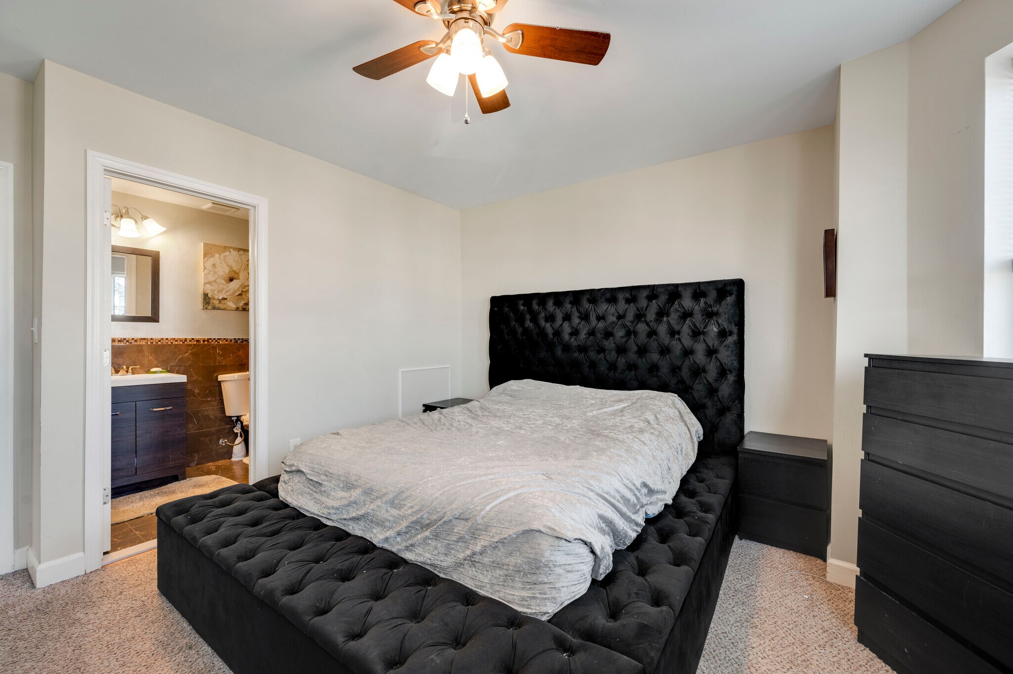 Master Bedroom (furniture not included) - 1624 N Felton St
