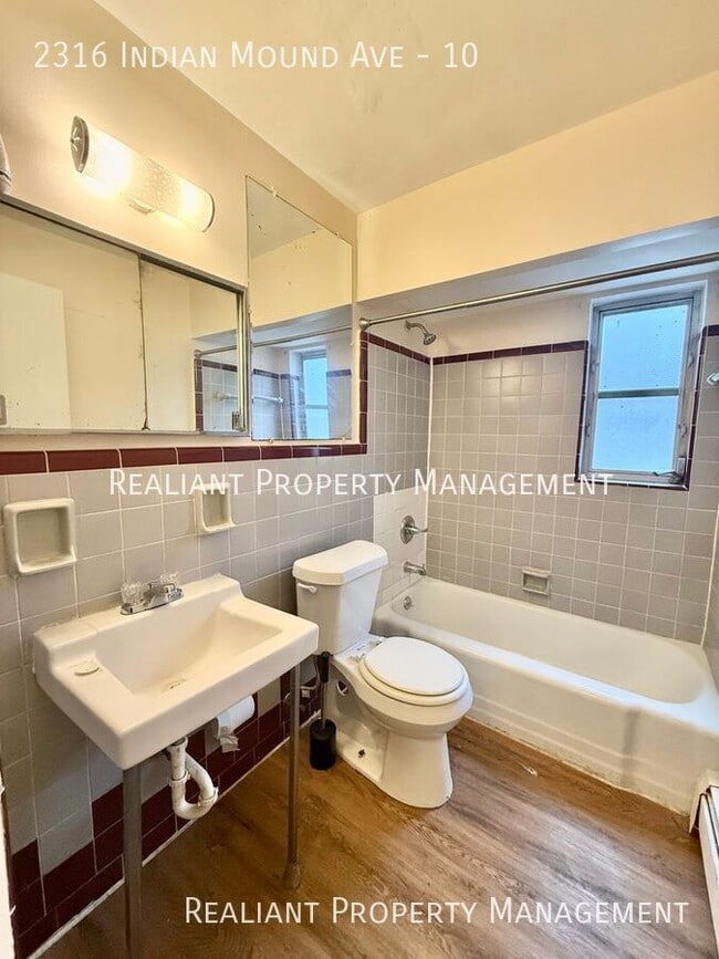 Building Photo - 2316 Indian Mound Ave