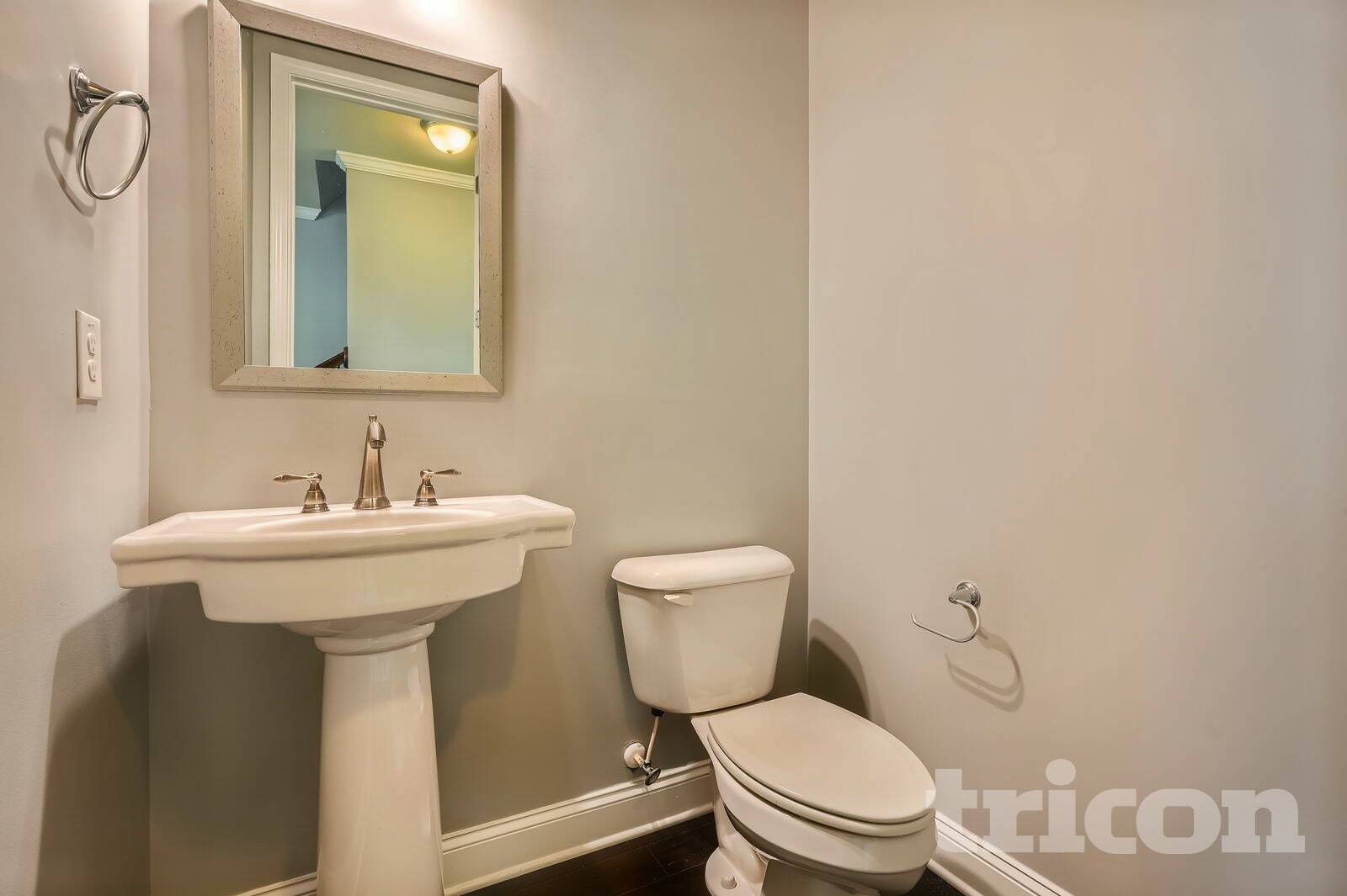 Building Photo - 616 Luckett Ct