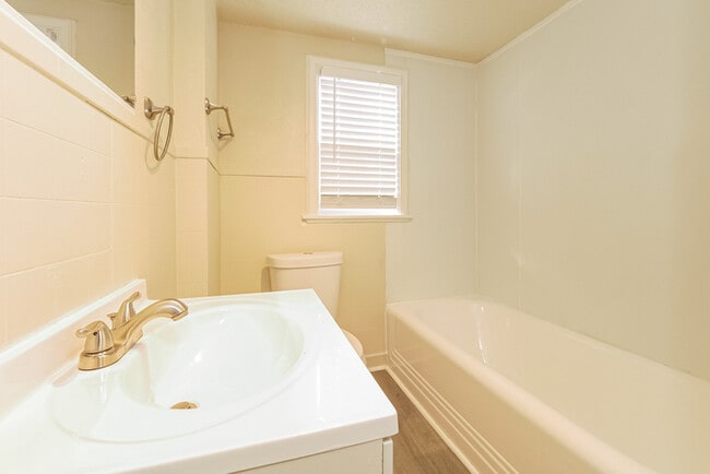 Building Photo - 5117 Palmer Dr