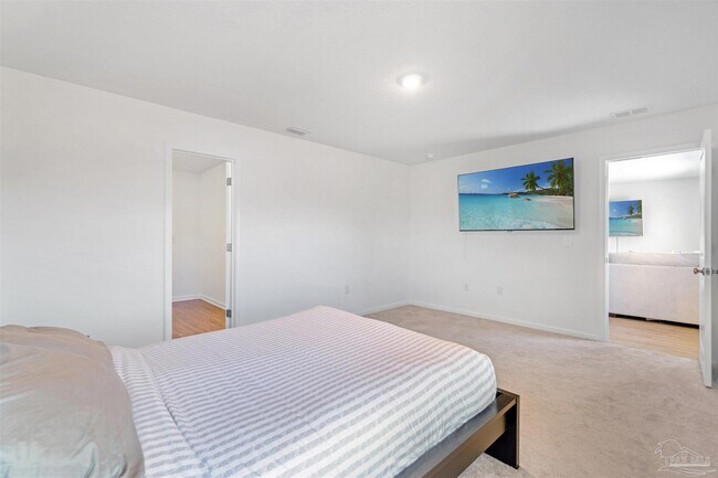 Building Photo - 4635 Carlstrom Ln