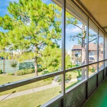 Building Photo - 10555 Turtlewood Ct