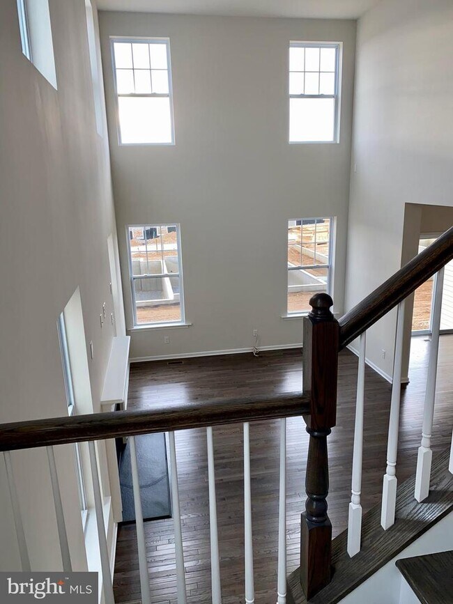 Building Photo - 730 Houston St