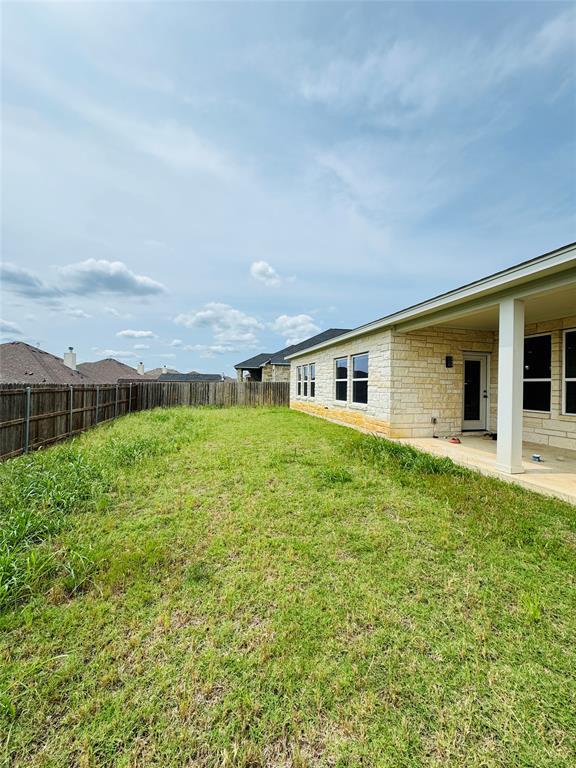 Building Photo - 129 Greg Ln