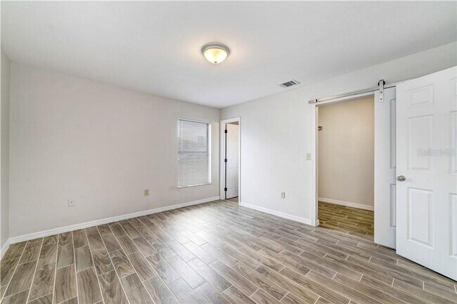 Building Photo - 612 Estrada Ln