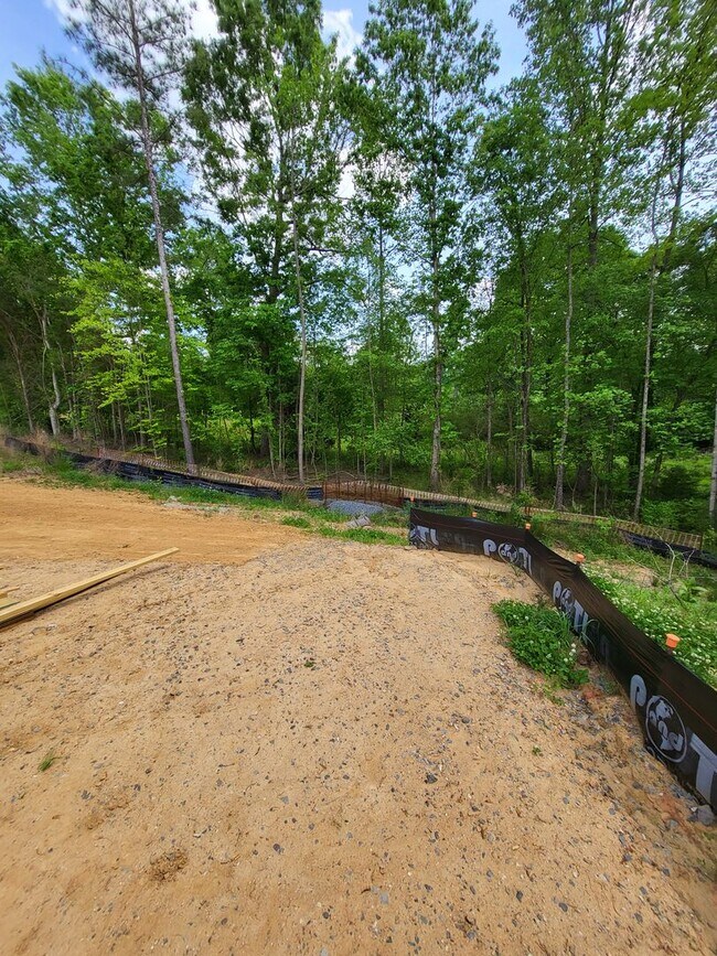 Building Photo - Beautiful Home in Great Location!