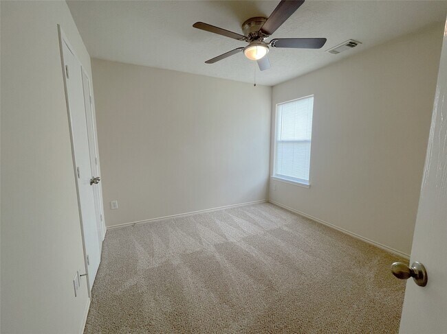 Building Photo - 20823 Dewberry Creek Ln