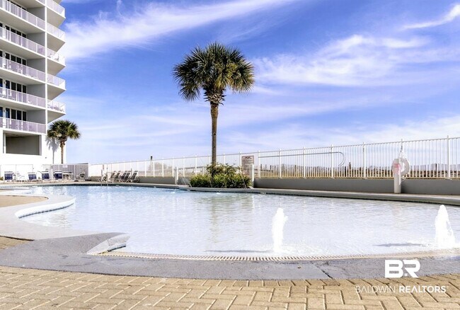 Building Photo - 455 E Beach Blvd