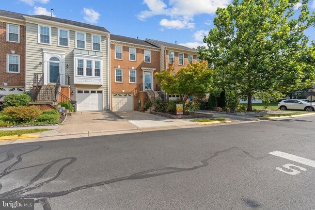 Building Photo - 12797 Dogwood Hills Ln