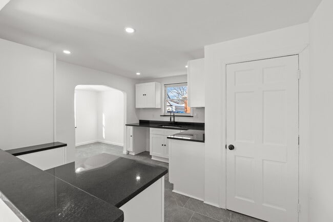Building Photo - 14209 Prevost St