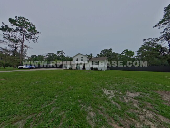 Building Photo - 147 Gillis Dr