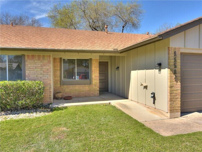 Building Photo - 11514 Fast Horse Dr