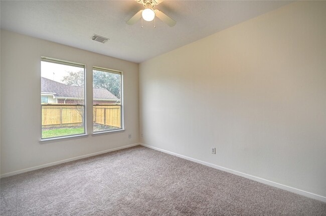 Building Photo - 11906 Dinosaur Valley Dr