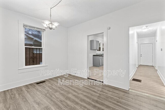 Building Photo - 4732 Court S