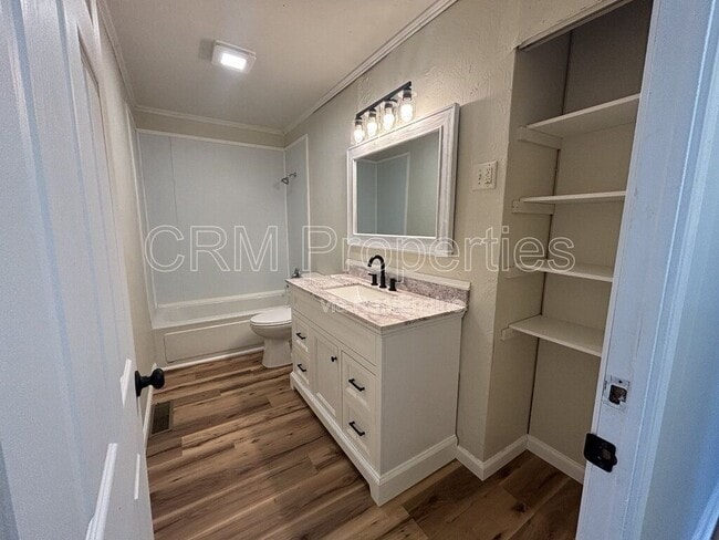 Building Photo - 5108 Algonquin Trail