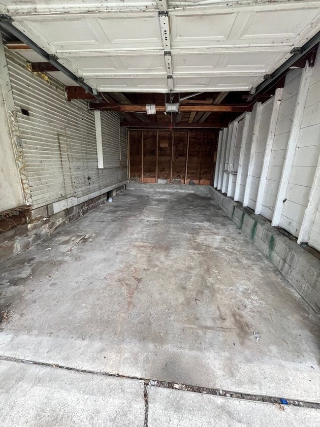 Building Photo - Spacious 4 Bed/2 Bath Rental Home!