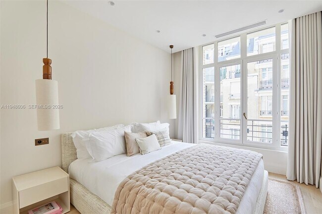 Building Photo - 9 Avenue Frederic Le Play Ave