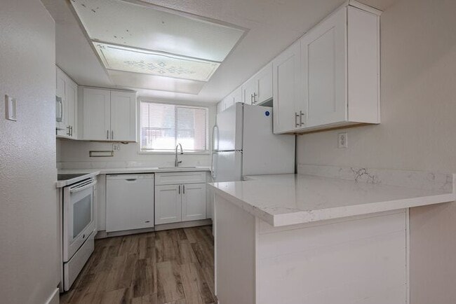 Building Photo - Amazing 3beds/2baths Townhome in Tempe!