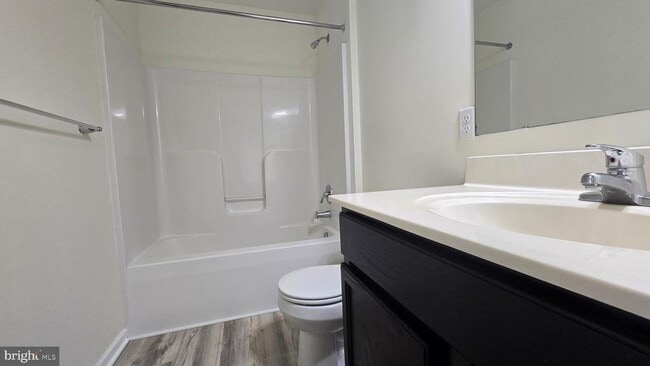 Building Photo - 47 Tyndall Trl