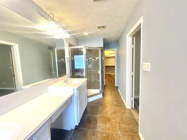 Building Photo - 1622 Cohn St