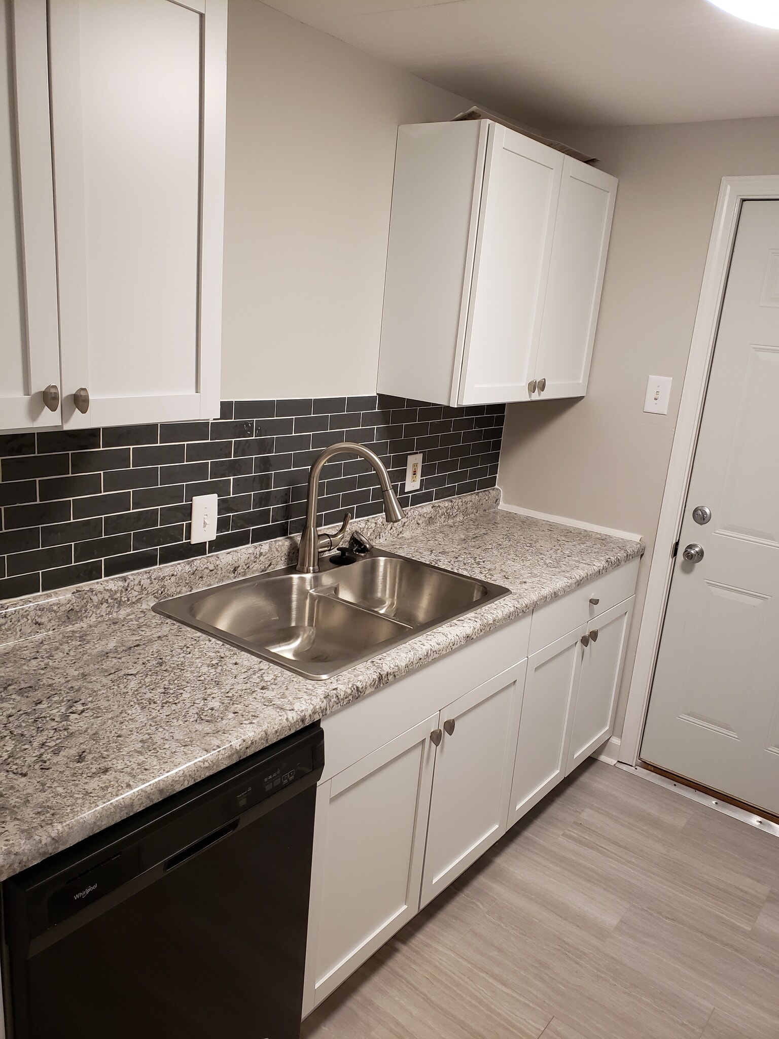 Building Photo - 509 E 27th Ave