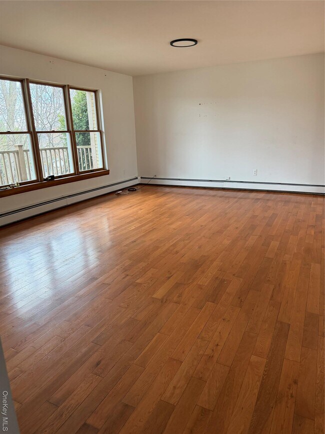 Building Photo - 9 Willard Pl