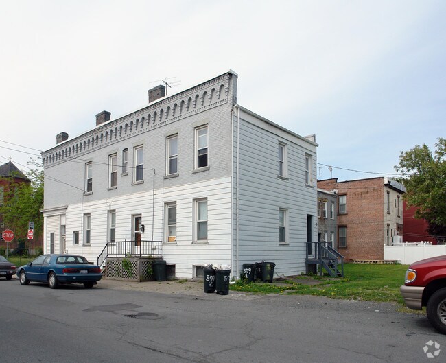 Building Photo - 501-509 23rd St