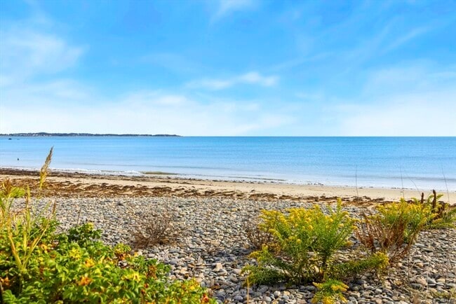 Building Photo - 222 Winthrop Shore Dr