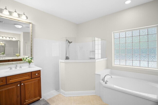 Building Photo - 4703 Seastar Vista