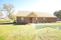 Building Photo - Luxury 2 bed, 1 bath duplex - recent construction!! Washer, dryer and internet, cable and utiliti...