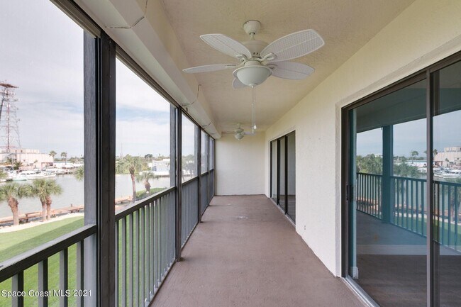 Building Photo - 3873 S Banana River Blvd