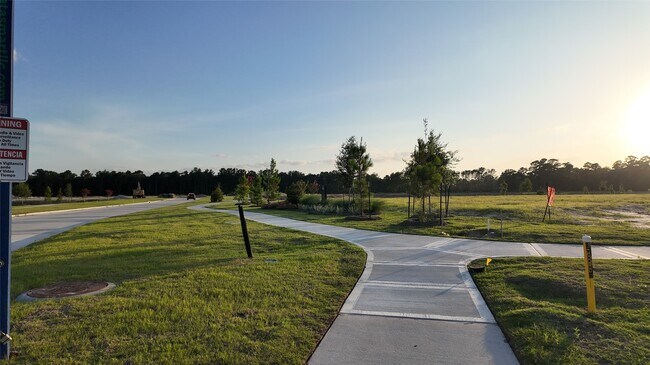 Building Photo - 14206 Granger Pointe Ln