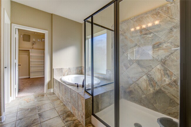 Building Photo - 19019 Thatcher Hills Ct