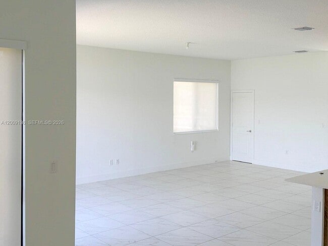 Building Photo - 5639 Argento Dr