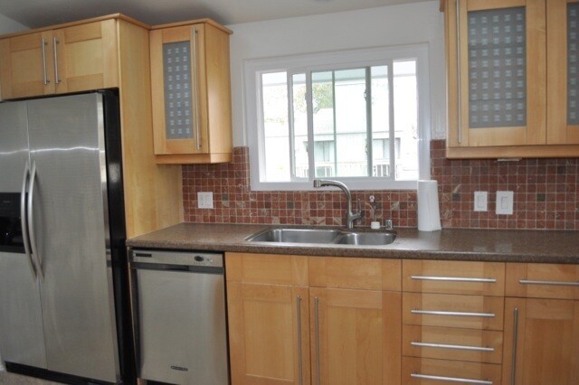 Building Photo - 2 Bedroom Condo “Del Mar” @ La Playa Del Mar