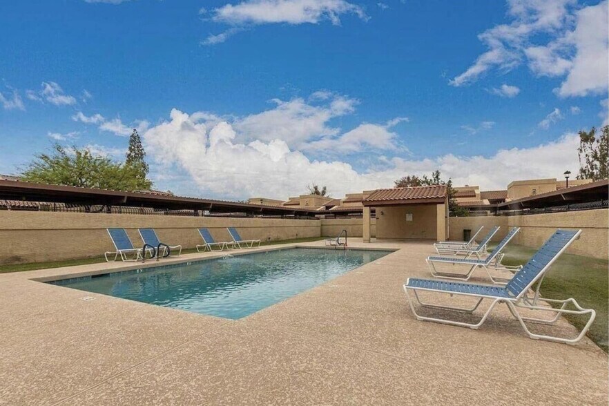 Building Photo - 8314 N 21st Dr