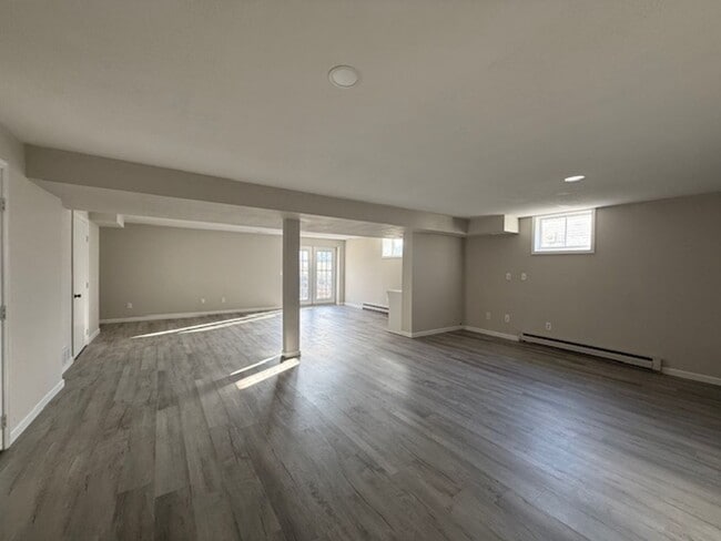 Building Photo - 3 Bedroom with Finished Walk Out Basement!