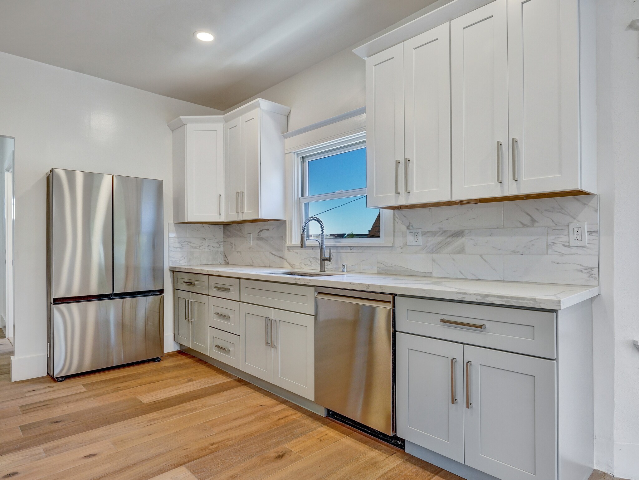 Building Photo - 1075 43rd St