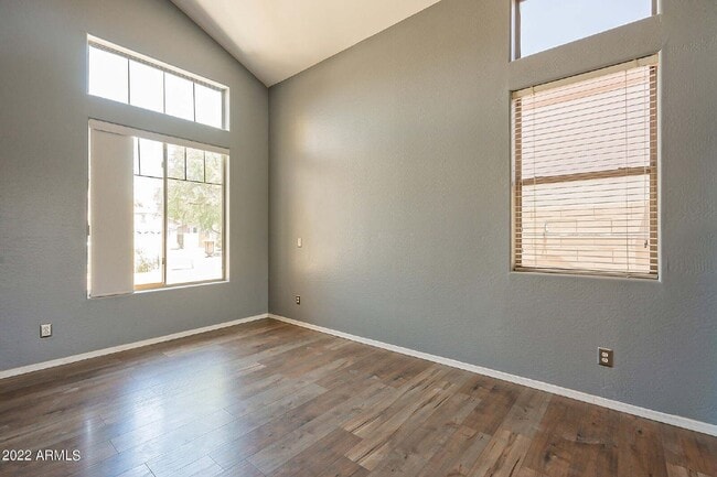 Building Photo - 13241 W Jacobson Dr