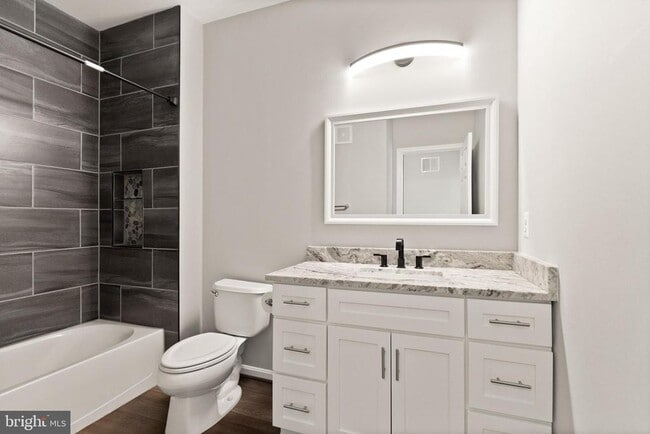 Building Photo - 9541 Center St