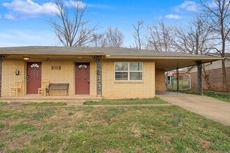 Building Photo - 911 S 10th St