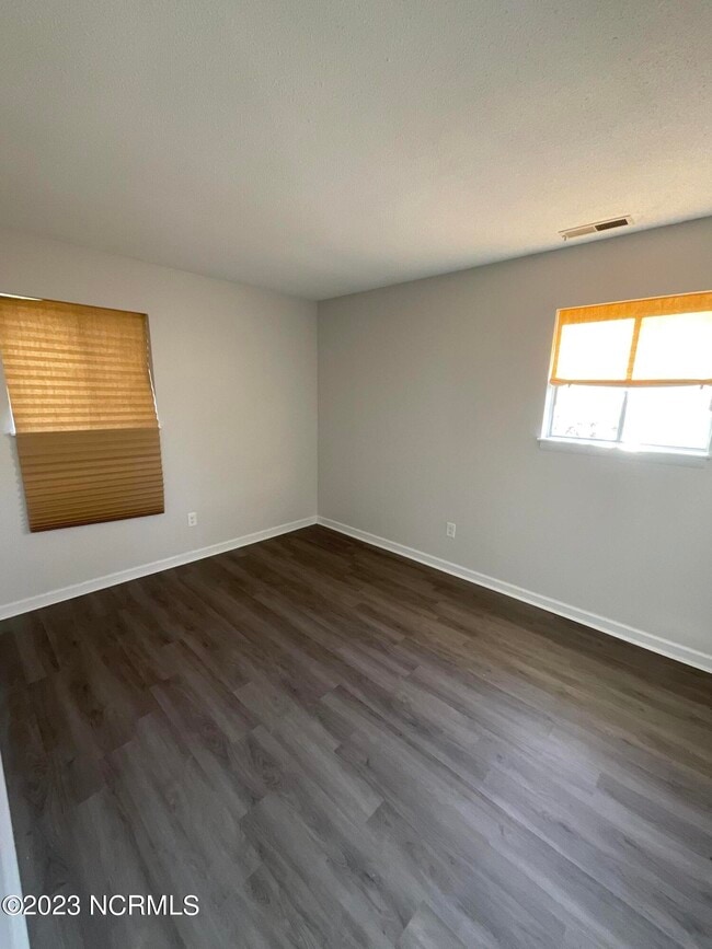 Building Photo - 505 Ramsey Ct