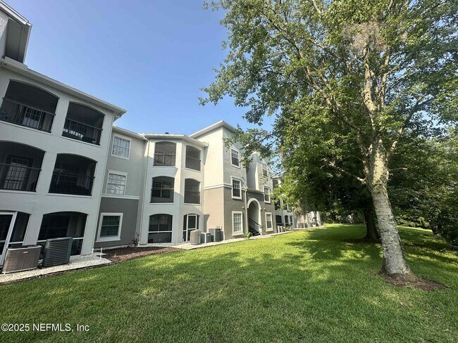Building Photo - 3591 KERNAN Blvd