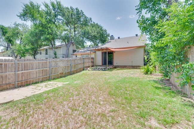 Building Photo - 13341 Water Oak Ln
