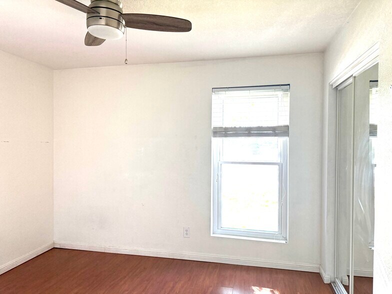 bedroom 1:4 - 8315 S Taylor Dr