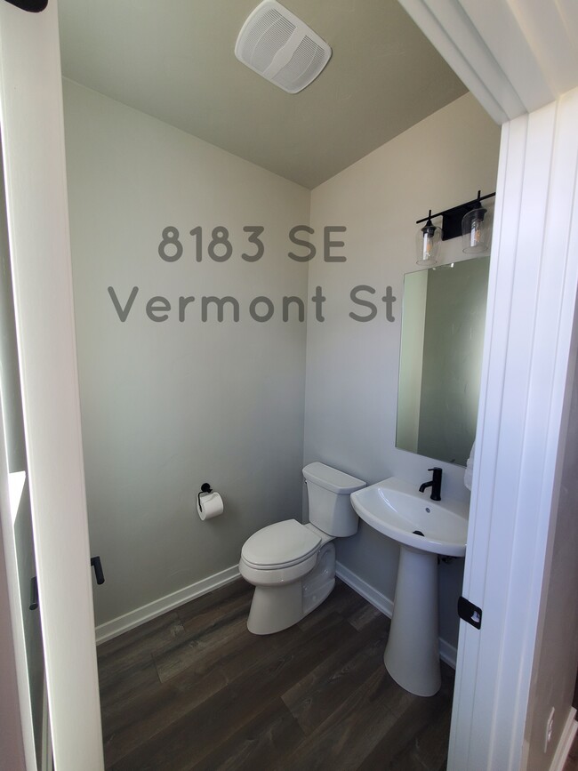 Half bathroom - 8183 SE Vermont St