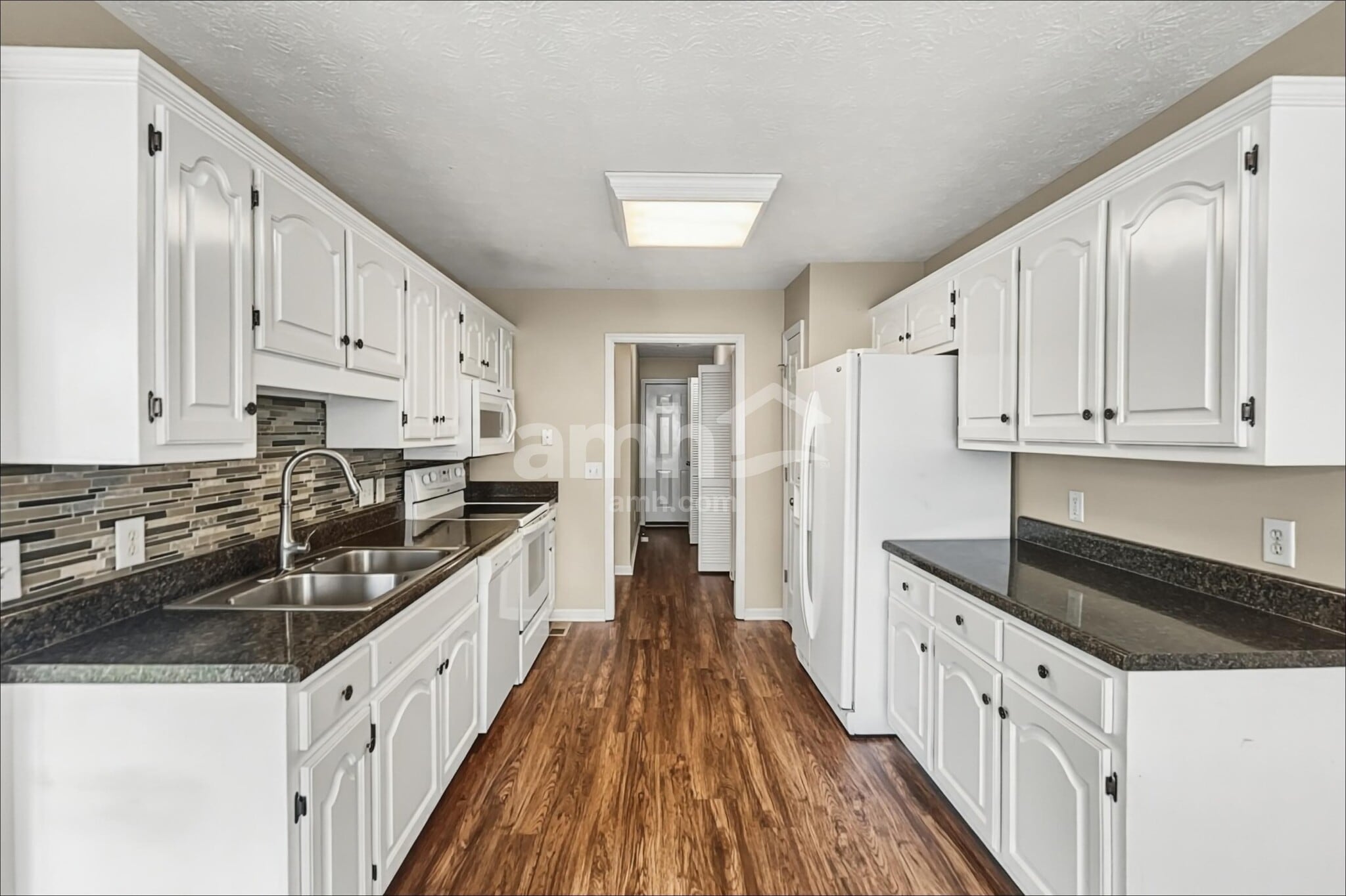 Building Photo - 201 Fox Hunt Ln