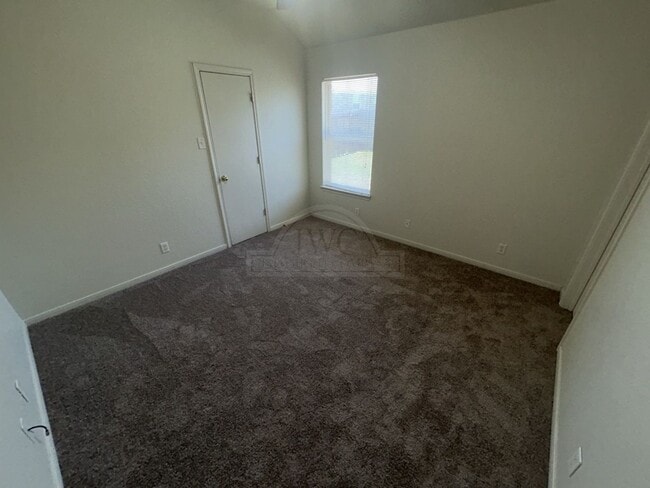 Building Photo - 2100 Schorn Dr