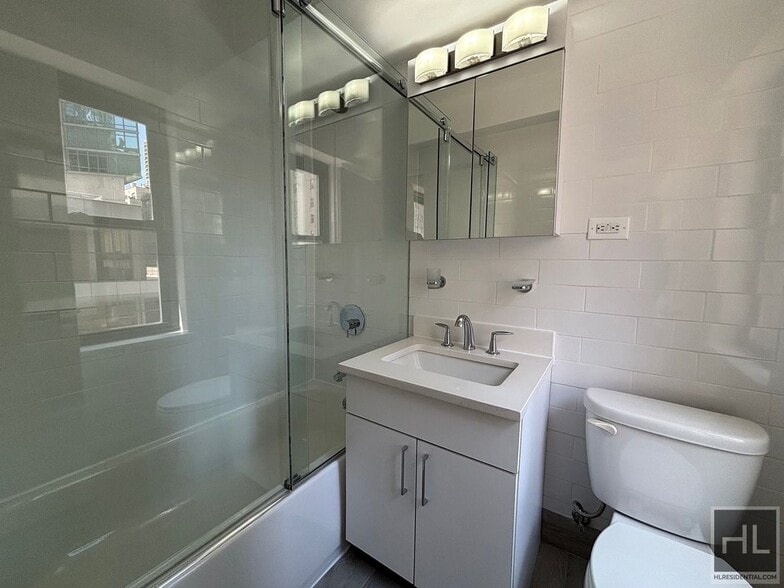 Building Photo - EAST 57 STREET