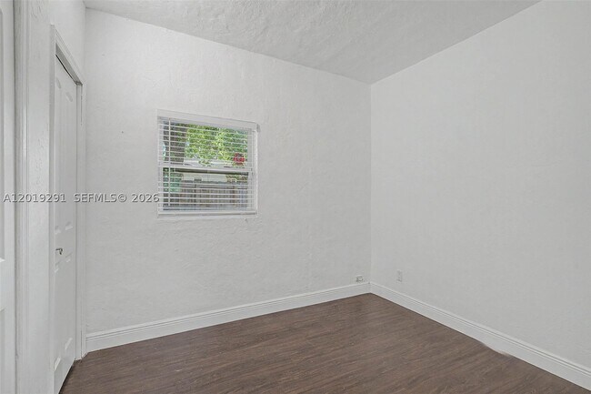 Building Photo - 5917 SW 62nd St